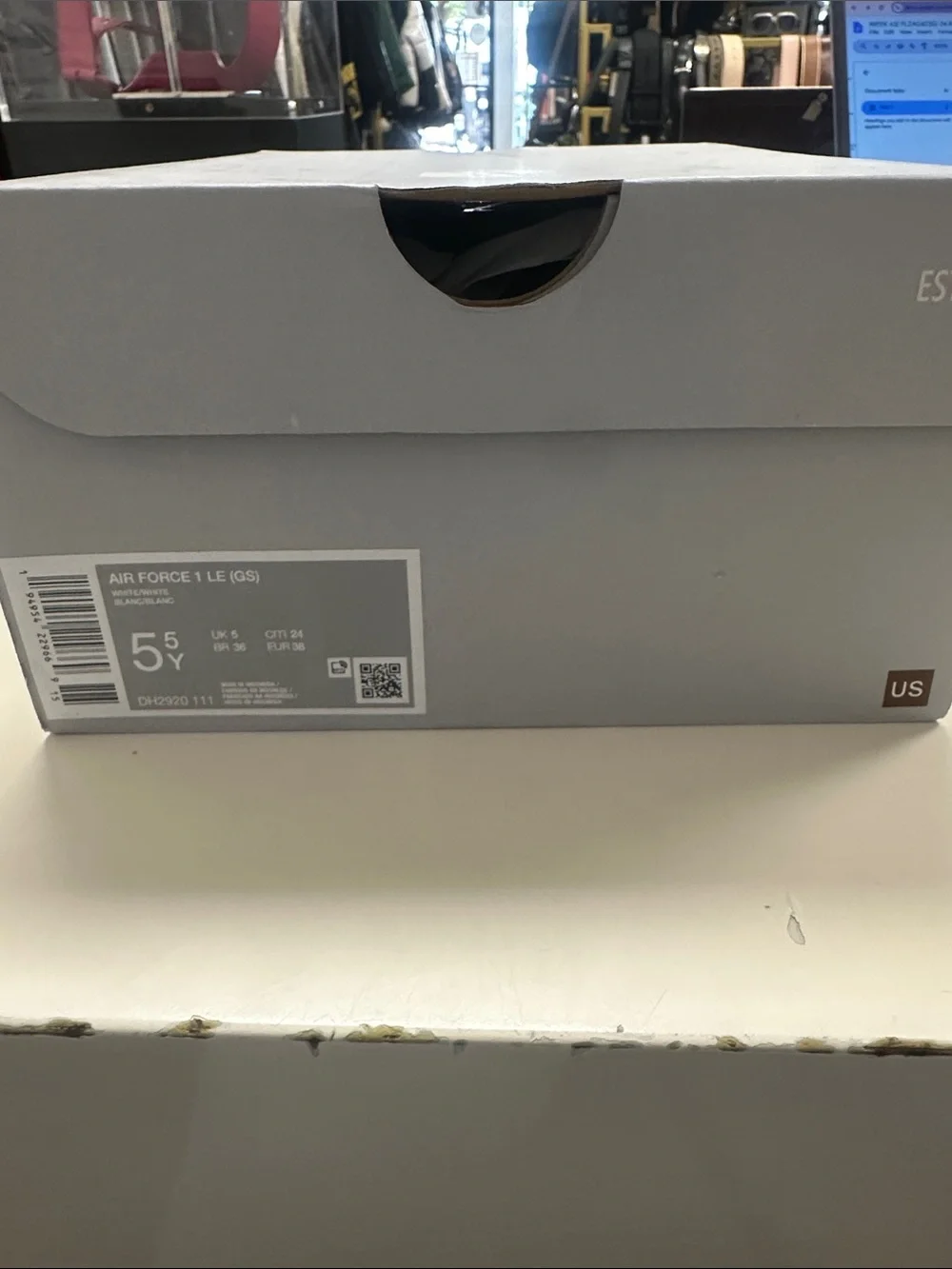 Nike Air Force 1 LE (GS) White/White Shoe Box Label